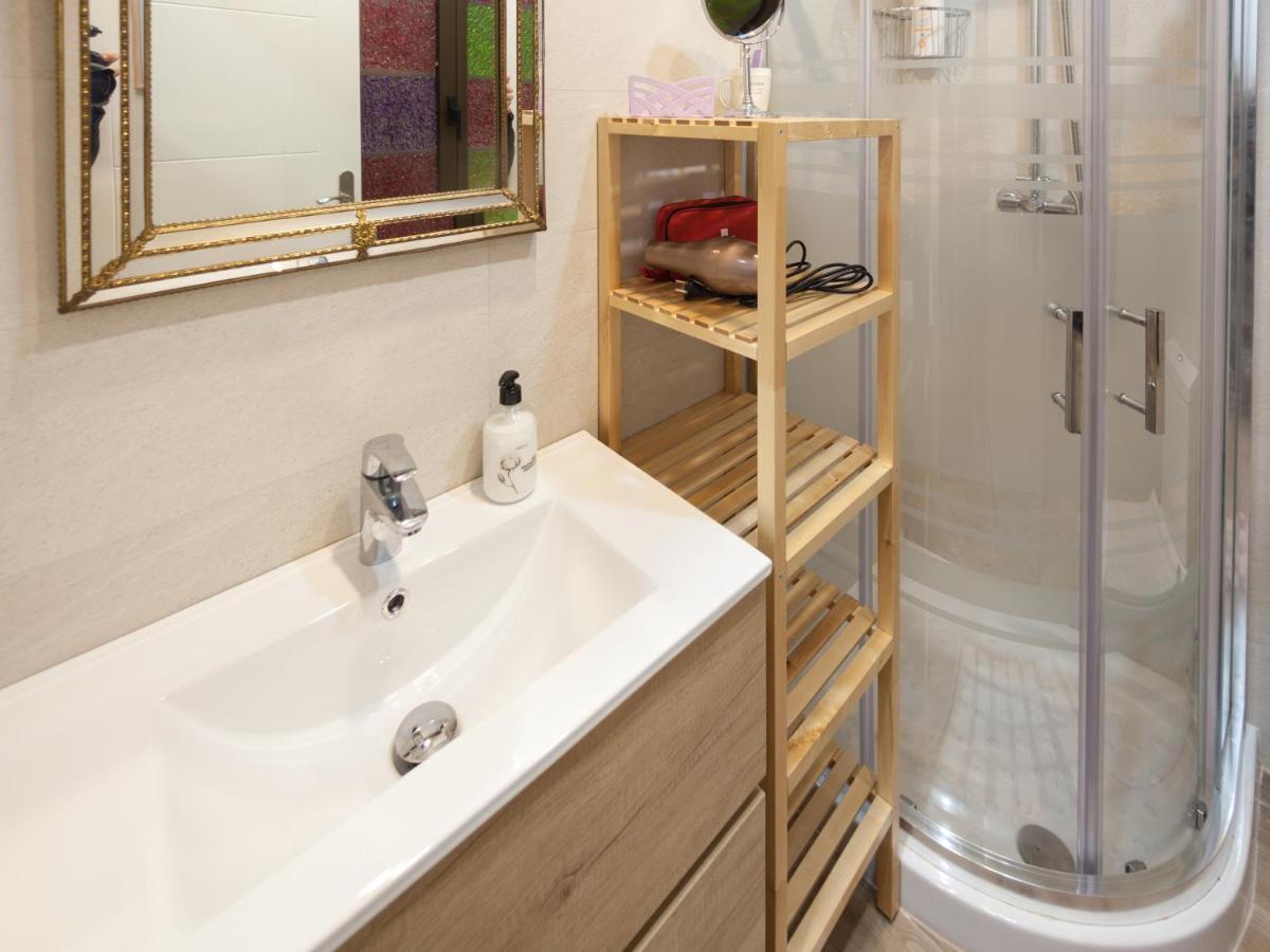 Cosy Room - Guggen º Parking Free Bilbao Exterior foto